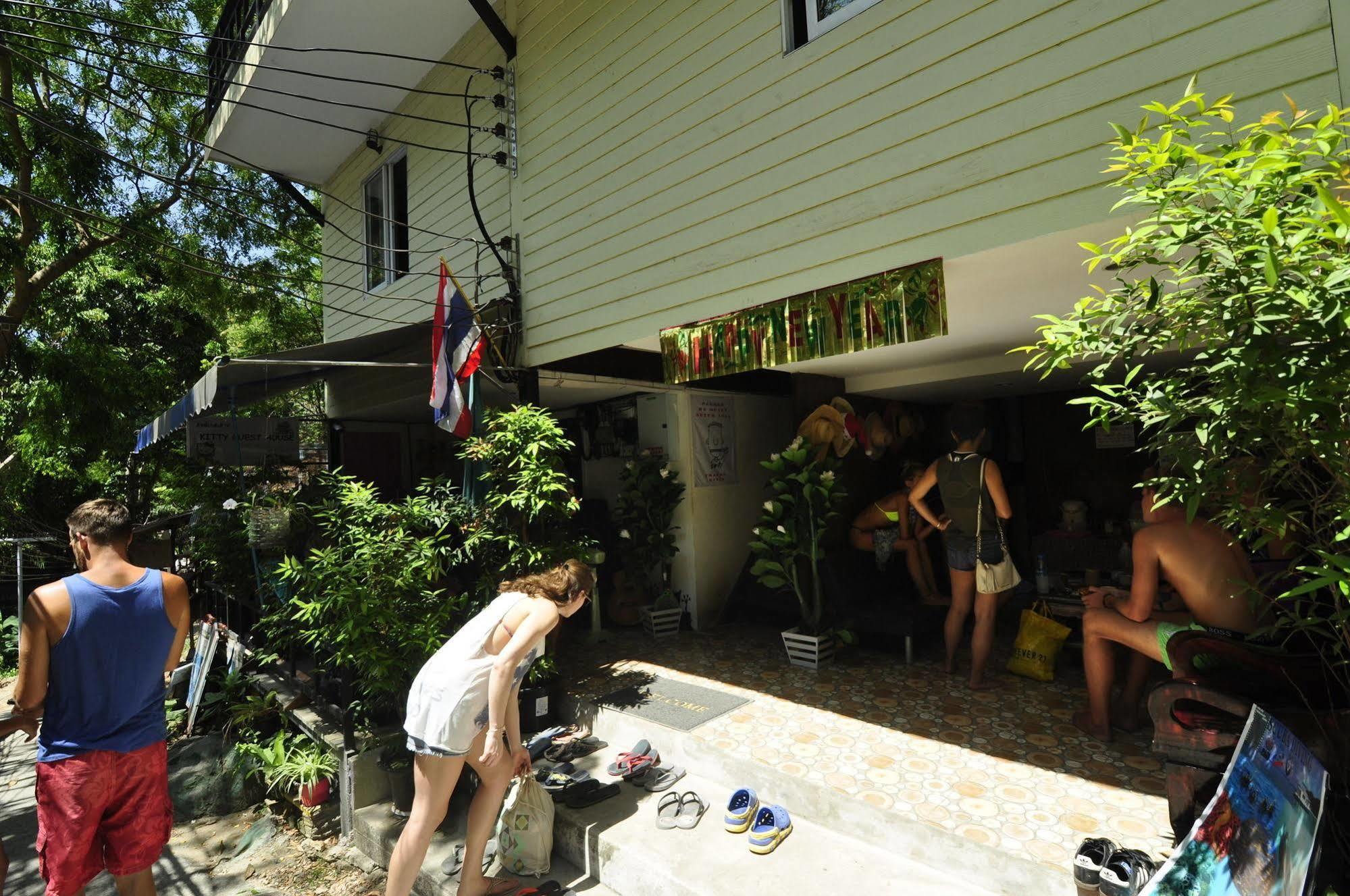 Kitty Guesthouse Phi Phi Eksteriør billede