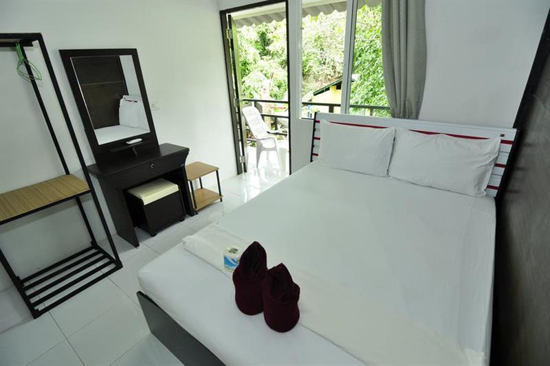 Kitty Guesthouse Phi Phi Eksteriør billede